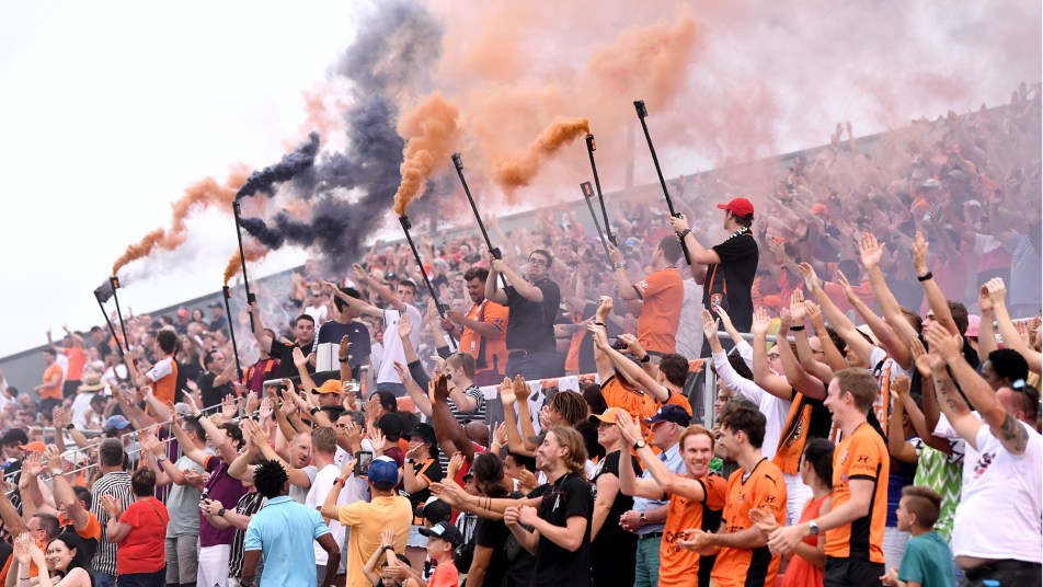 Brisbane Roar fans