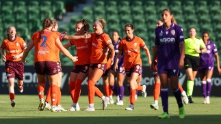 Roar go top of the table after victory in Perth