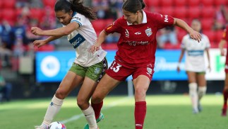 Roar return to winner’s circle after dominant victory on the road