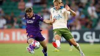 Roar bounce back with an exciting victory on the road