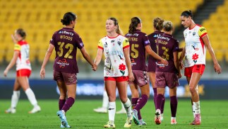 Roar suffer defeat on the road