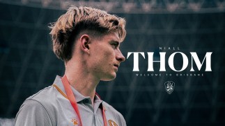 Niall Thom Signs Multi-Year Scholarship Deal 