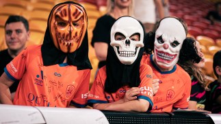 Costumes on, Roar on: Halloween Eve at Suncorp as the champions come to town 