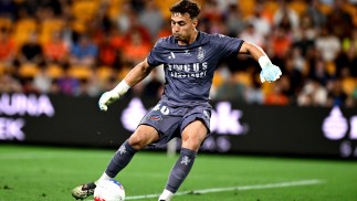 Plusnin leads nine debutants as Roar open season with a win