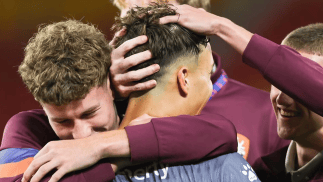 “This is your club”: Valkanis set Roar youngsters club history homework